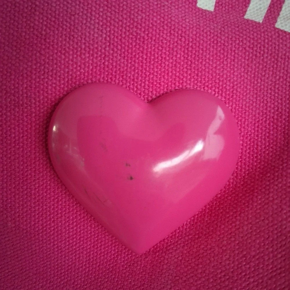 PINK Victoria's Secret Bag RARE HTF Vintage Y2K Heart Charm‎ Spellout Weekender